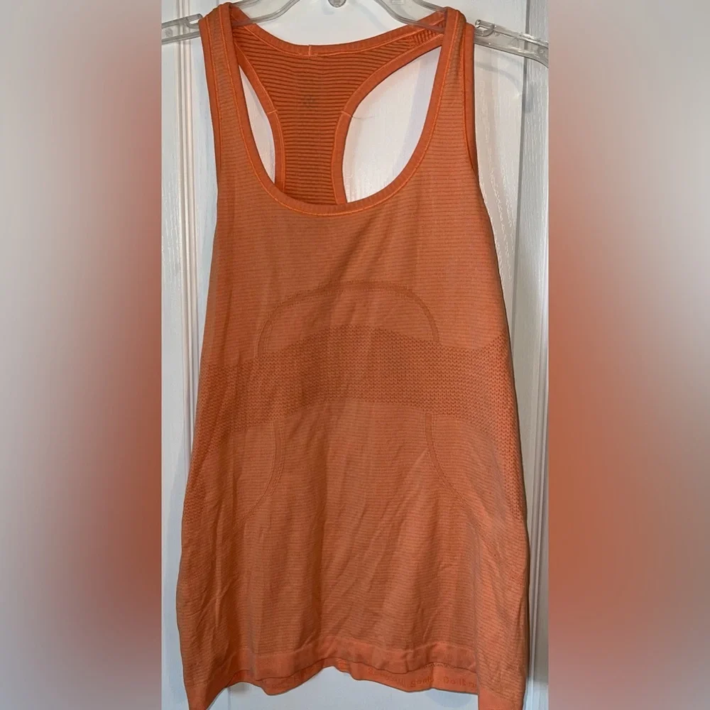 Lululemon Swiftly Tech Racerback Tank Top Orange Creamsicle Size 8